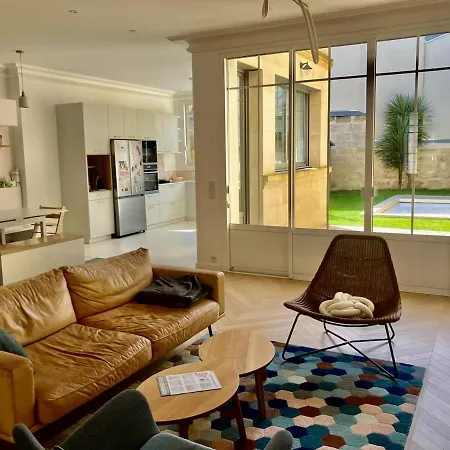 Maison Familiale Centre-ville - Piscine Chauffee וילה *