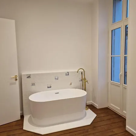 Maison Familiale Centre-ville - Piscine Chauffée *
