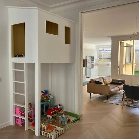 Maison Familiale Centre-ville - Piscine Chauffee וילה *