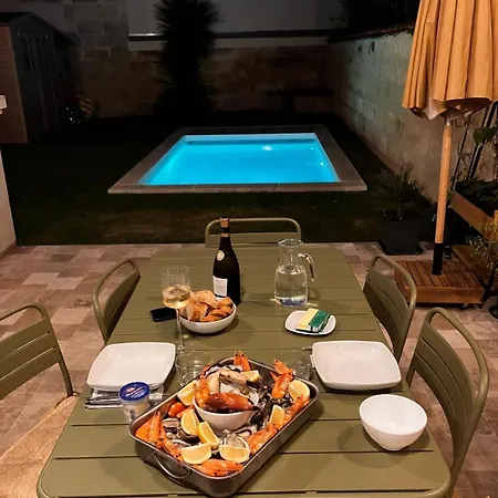 Maison Familiale Centre-ville - Piscine Chauffée *